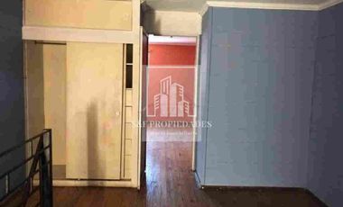 Vendo Local comercial y Amplia Casa con departamentos internos en Av. Chacabuco, Los Andes.