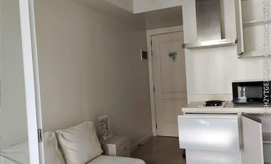 AZURE09XXP: For Rent Fully Furnished 1BR with Balcony in Azure Urban Resort