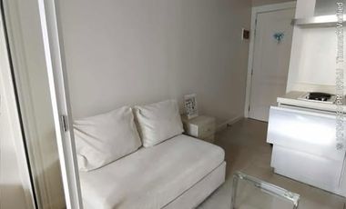 AZURE09XXP: For Rent Fully Furnished 1BR with Balcony in Azure Urban Resort