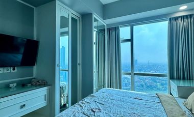 DISEWAKAN APARTEMEN PRIVATE LIFT LARIZ MANSION SURABAYA 3BR FULL FURNISHED