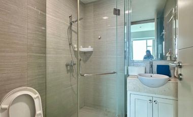 DISEWAKAN APARTEMEN PRIVATE LIFT LARIZ MANSION SURABAYA 3BR FULL FURNISHED
