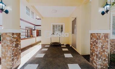 Ventura House for Rent fronting Open Space