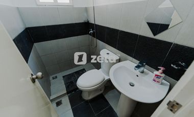 Ventura House for Rent fronting Open Space