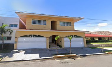 VENTA DE CASA EN VERACRUZ BOCA DEL RIO FRACCIONAMIENTO COSTA DE ORO DEL MAR