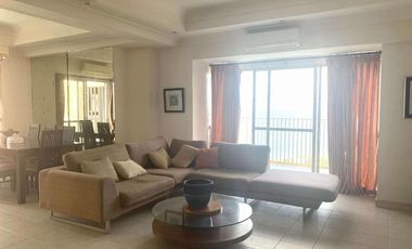 Three Bedrooms Beach Condo in Movinpick Resort & Towers