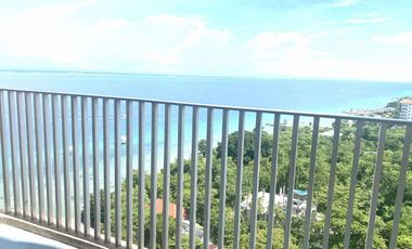 Three Bedrooms Beach Condo in Movinpick Resort & Towers