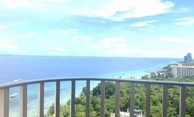 Three Bedrooms Beach Condo in Movinpick Resort & Towers