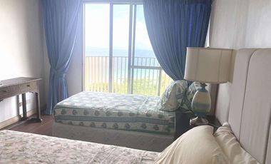 Three Bedrooms Beach Condo in Movinpick Resort & Towers