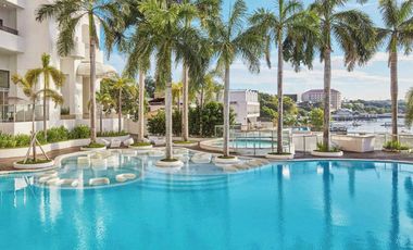 Three Bedrooms Beach Condo in Movinpick Resort & Towers