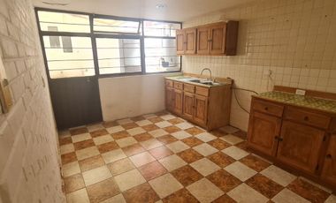 CASA EN RENTA EN JARDINES DE SAN MANUEL