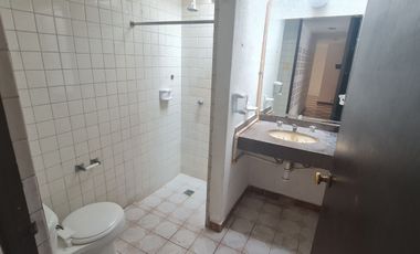 CASA EN RENTA EN JARDINES DE SAN MANUEL