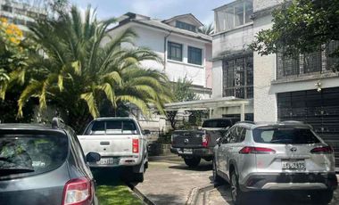 TERRENO EN AVENIDA PRINCIPAL