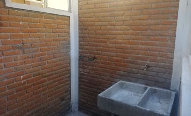 DEPARTAMENTO PLANTA BAJA ,TRANQUILO  2 RECAMARAS FRENTE AL CLUB BRITANIA ZAVALETA $ 8,000