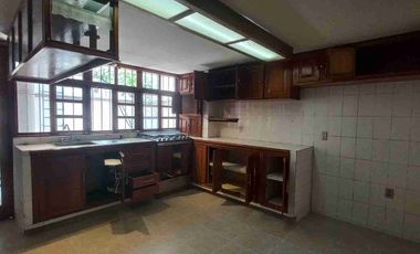 Hermosa casa en RENTA