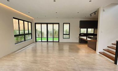 𝐁𝐫𝐚𝐧𝐝 𝐍𝐞𝐰 𝐒𝐢𝐧𝐠𝐥𝐞-𝐃𝐞𝐭𝐚𝐜𝐡𝐞𝐝 𝐇𝐨𝐮𝐬𝐞 𝐅𝐨𝐫 𝐒𝐚𝐥𝐞