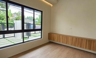 𝐁𝐫𝐚𝐧𝐝 𝐍𝐞𝐰 𝐒𝐢𝐧𝐠𝐥𝐞-𝐃𝐞𝐭𝐚𝐜𝐡𝐞𝐝 𝐇𝐨𝐮𝐬𝐞 𝐅𝐨𝐫 𝐒𝐚𝐥𝐞