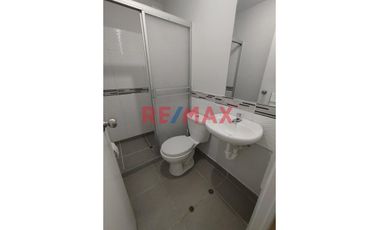 Alquiler De Departamento En Quinto Piso Con Ascensor//ID: 1150428