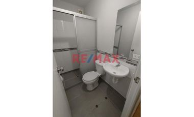 Alquiler De Departamento En Quinto Piso Con Ascensor//ID: 1150428