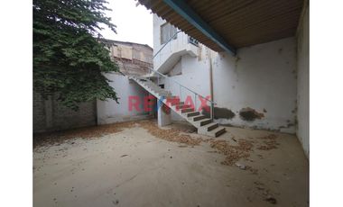 Venta De Casa Con Almacen En Paita Baja//ID:1133475