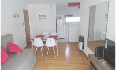 ALQUILA: Dpto 1 Dormitorio con 2 Balcones / Av. Estrada - Nueva Cordoba