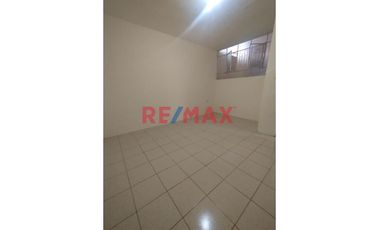 Alquiler De Departamento En 2Do Piso Urb.Las Mercedes 126M2//ID:1148147