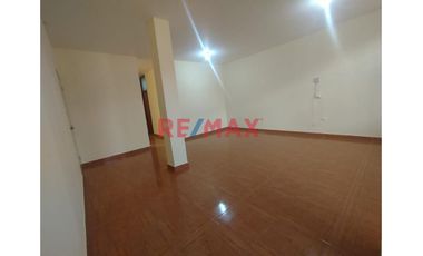 Alquiler De Departamento En 2Do Piso Urb.Las Mercedes 126M2//ID:1148147