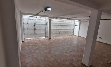 SE RENTA DEPARTAMENTO EN PLANTA BAJA EDIFICIO CON TERRAZA, COLONIA LAS BRISAS PUEBLA