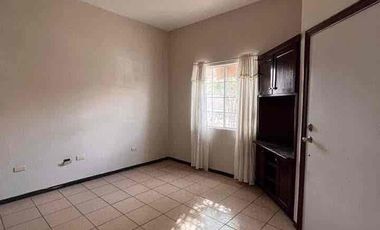 Casa en renta área las Torres, Juárez