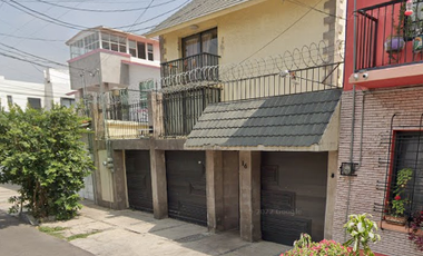 CASA EN VENTA EN COLONIA CLAVERIA CERCA DE METRO REFINERIA