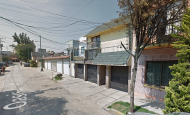 CASA EN VENTA EN COLONIA CLAVERIA CERCA DE METRO REFINERIA
