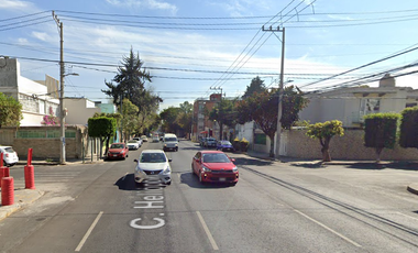 CASA EN VENTA EN COLONIA CLAVERIA A 5 MIN DE METRO CLAVERIA