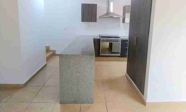 casa venta 3 recamaras playa del carmen alberca gimnasio club deportivo remodelada