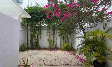 casa venta 3 recamaras playa del carmen alberca gimnasio club deportivo remodelada