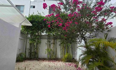 casa venta 3 recamaras playa del carmen alberca gimnasio club deportivo remodelada