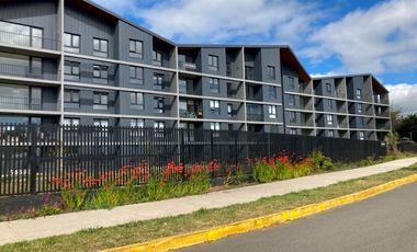 Se arrienda departamento en primera línea Llanquihue