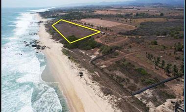 3hectares en santa Elena