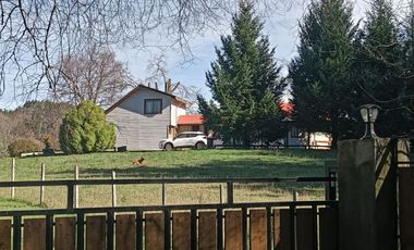 ESTUPENDA PARCELA CON CASA Y 2 CABAÑAS EN REGION DEL BIOBIO, SECTOR QUILACO