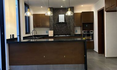 CASA EN VENTA EN VALLE IMPERIAL, JALISCO