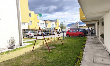 Vendo casa en Marianitas, Calderón