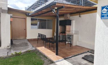 Vendo casa en Marianitas, Calderón