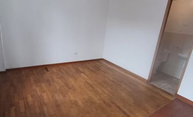 ALQUILO DEPARTAMENTO U OFICINA EN SURCO