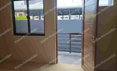 Kingsville Twnhse Infront of SM Masinag/ LRT 2