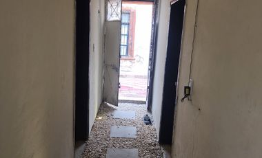 Se renta Habitación (Cuarto - Recamara) en  Casa del Centro Histórico; todos Los Servicios Incluidos