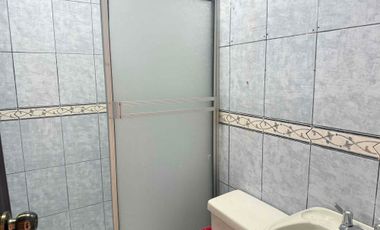 Garzota alquiló Casa con Piscina