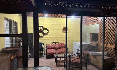 VENDO CASA EN CONDOMINIO EN MAIPU