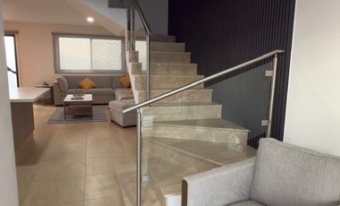 Casa en renta amueblada Fraccionamiento Zibatá Querétaro