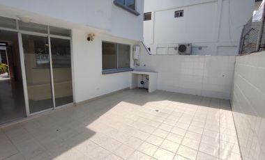 🏢 VENDO CASA ESQUINERA DOS PLANTAS CON TERRAZA - TRES DORMITORIOS - (TONSUPA - Club del Pacífico) $93,000.oo
