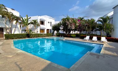 🏢 VENDO CASA ESQUINERA DOS PLANTAS CON TERRAZA - TRES DORMITORIOS - (TONSUPA - Club del Pacífico) $93,000.oo