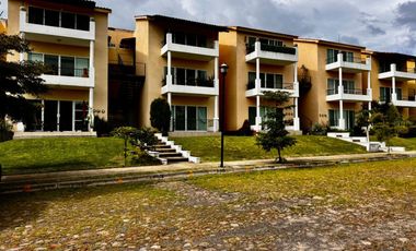 Venta de Departamento Amueblado $2,980,000.00 en Chantepec, Condominio Ribera del Chante CP. 45825 en Jocotepec, Jalisco, México.