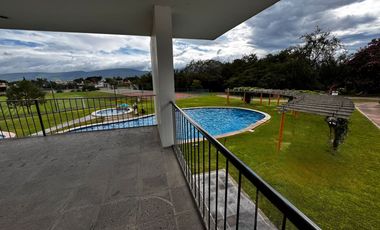 Venta de Departamento Amueblado $2,980,000.00 en Chantepec, Condominio Ribera del Chante CP. 45825 en Jocotepec, Jalisco, México.